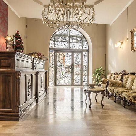 Hotel Ferdinand Hátszeg Kültér fotó