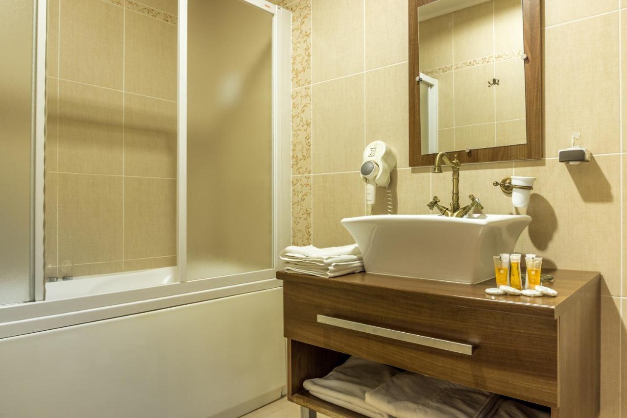 Hotel Ferdinand Hátszeg Kültér fotó